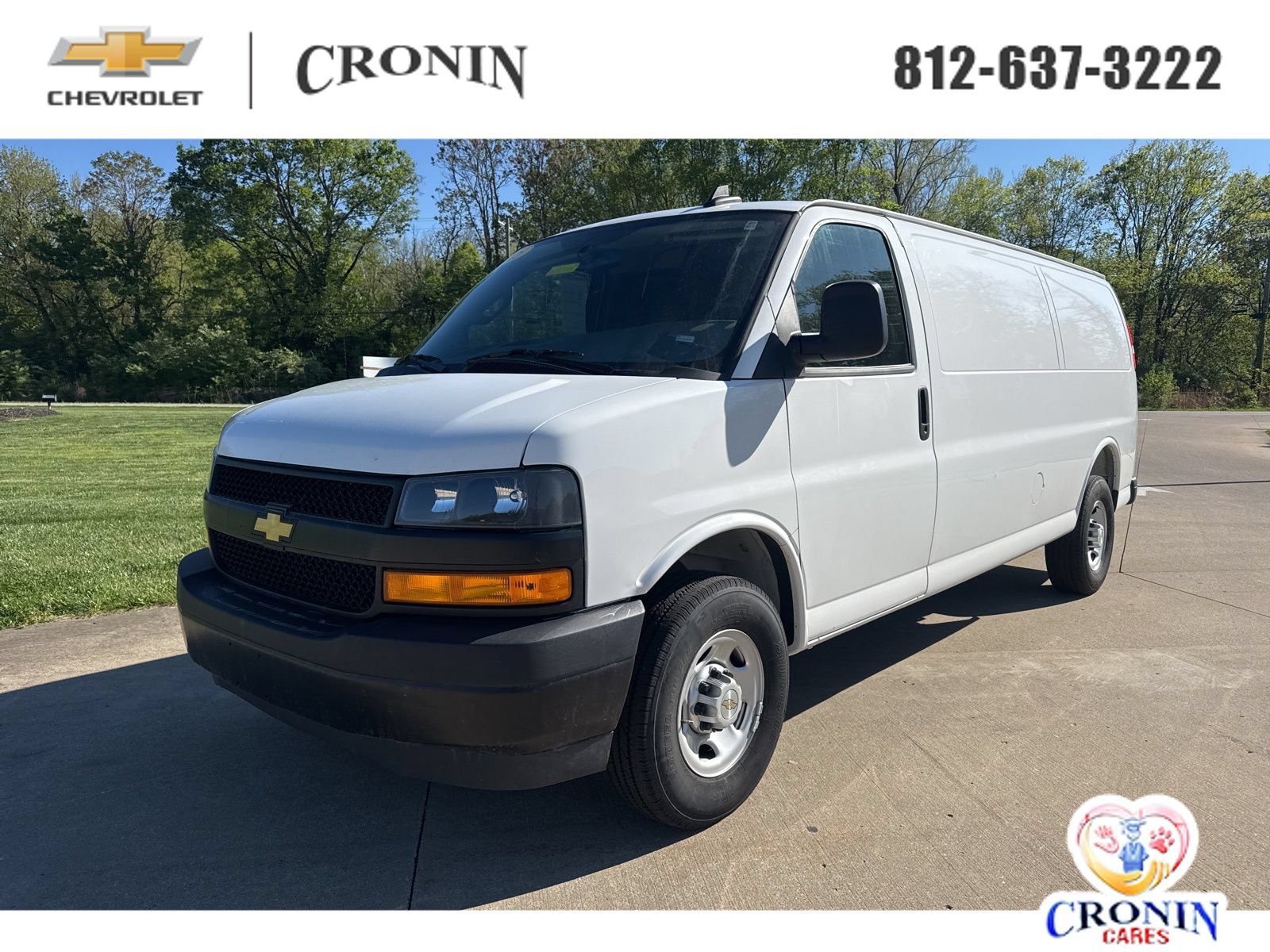 Used 2025 Chevrolet Express 2500 Extended w/ Driver Convenience Package RWD image 1