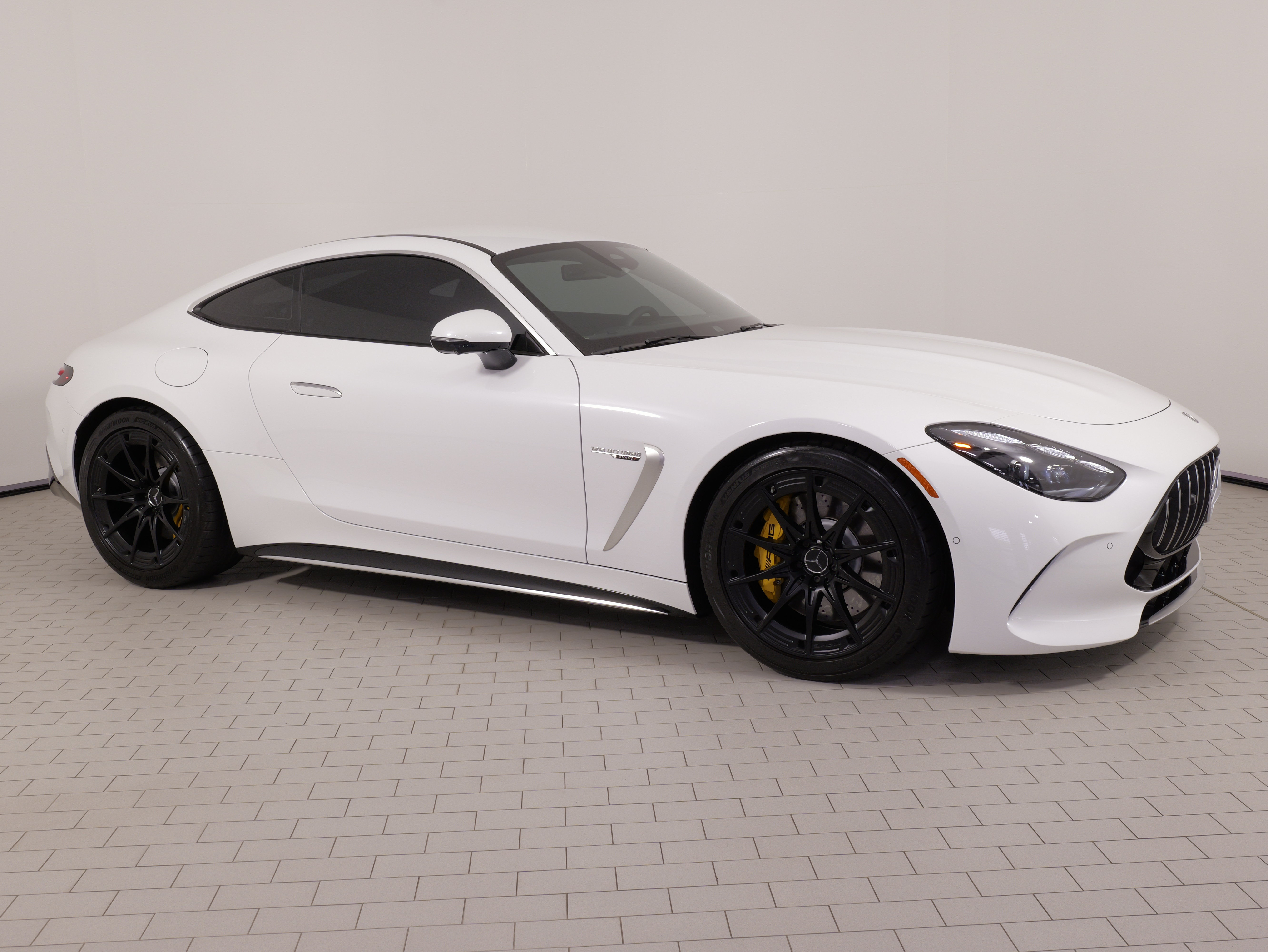 Used 2025 Mercedes-Benz AMG GT 63 image 9