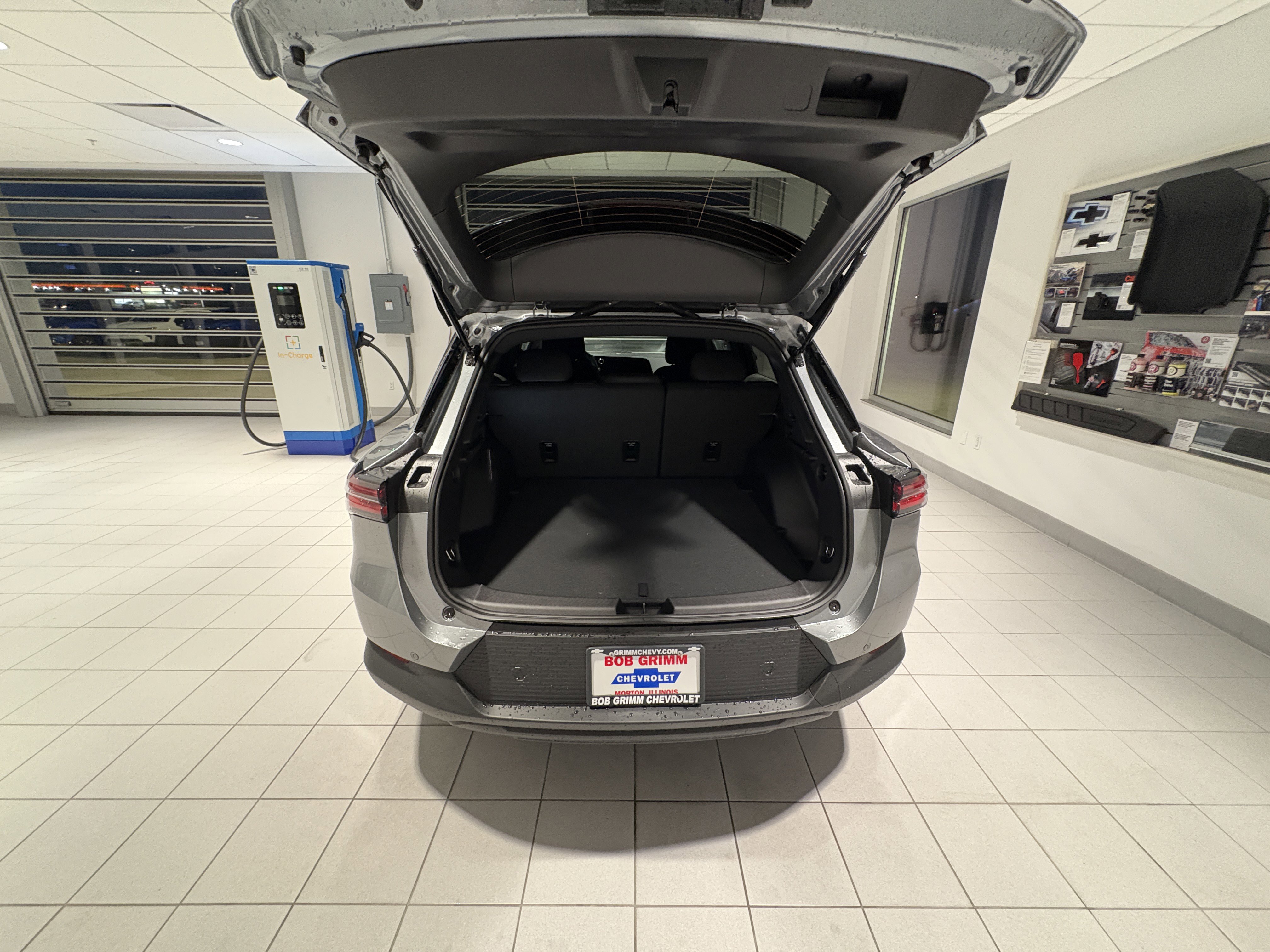 New 2026 Chevrolet Equinox EV LT image 5