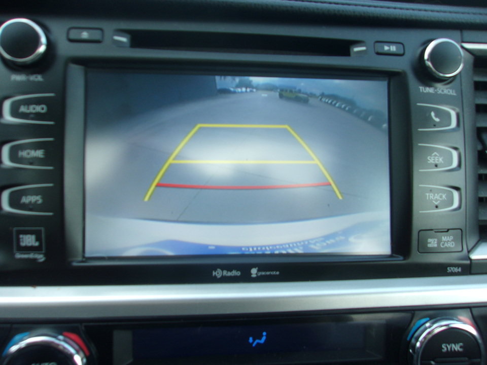 Used 2014 Toyota Highlander Limited AWD/4WD image 22