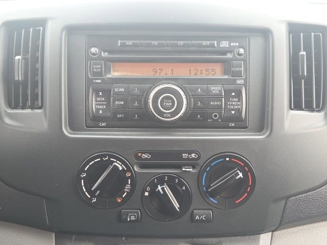 Used 2017 Nissan NV200 SV image 24