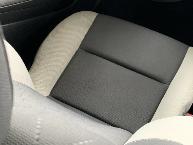 Used 2025 Toyota Corolla LE FWD image 18