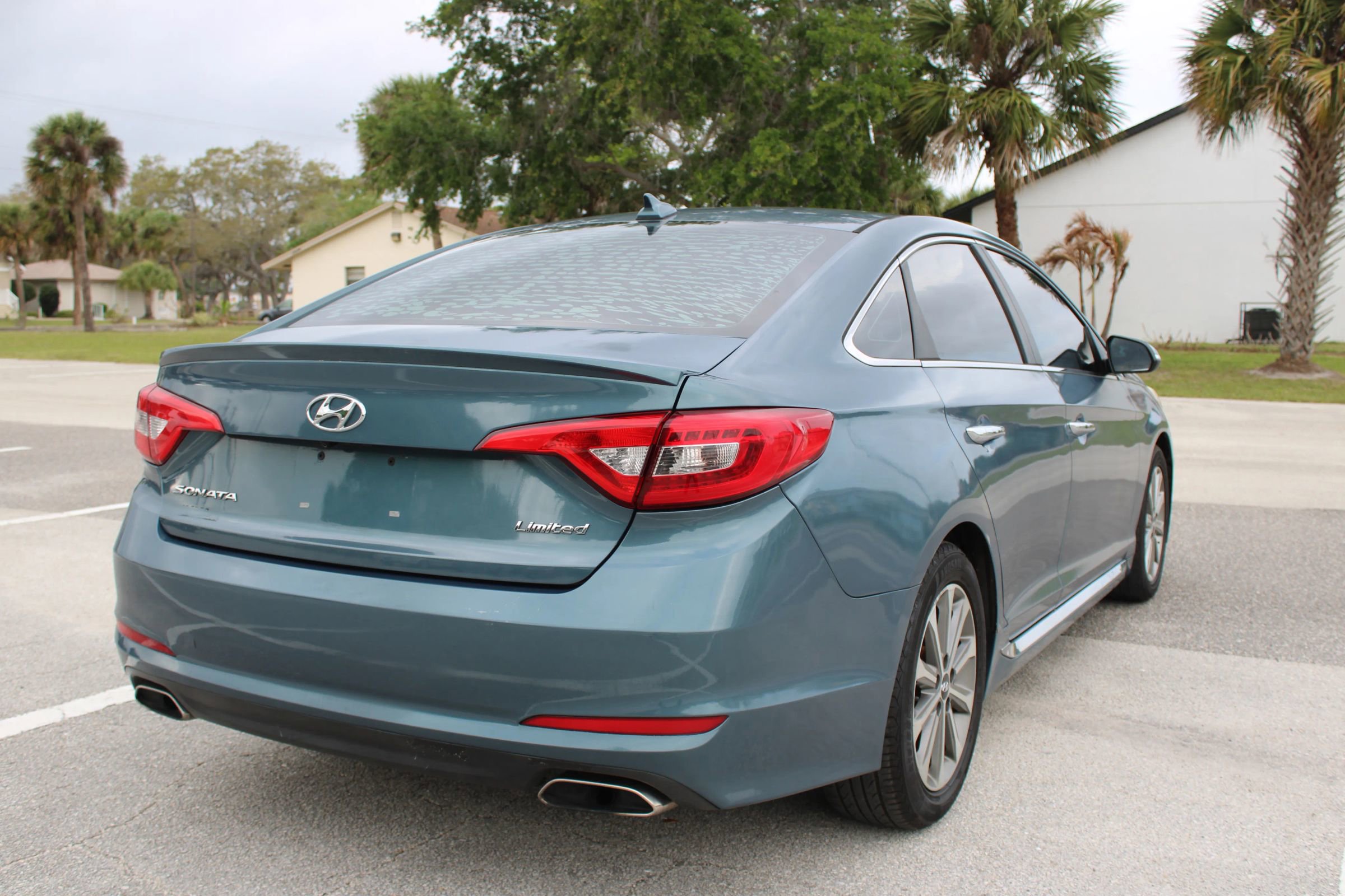 Used 2017 Hyundai Sonata Limited FWD image 22