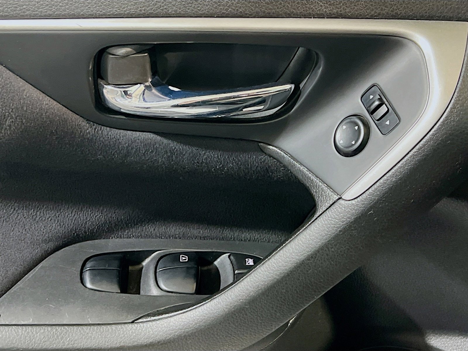 Used 2015 Nissan Altima 2.5 S image 11