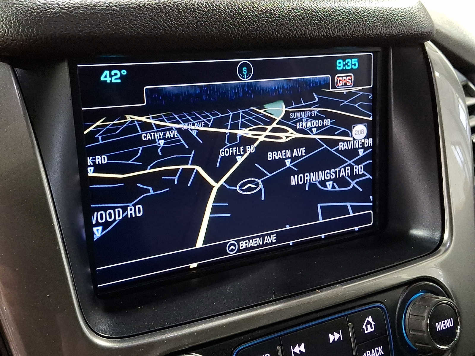 Certified 2018 Chevrolet Tahoe LT image 18