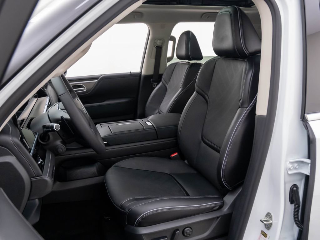 New 2026 INFINITI QX80 Luxe w/ Cargo Package image 15