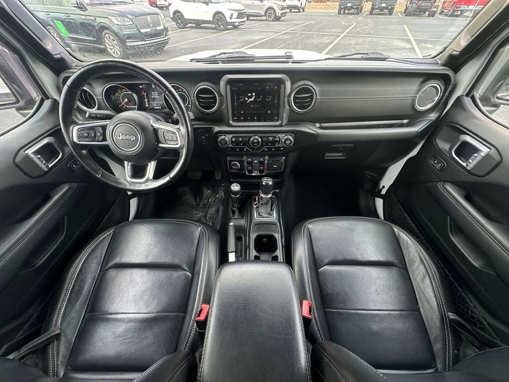 Used 2020 Jeep Wrangler Unlimited Sahara image 21