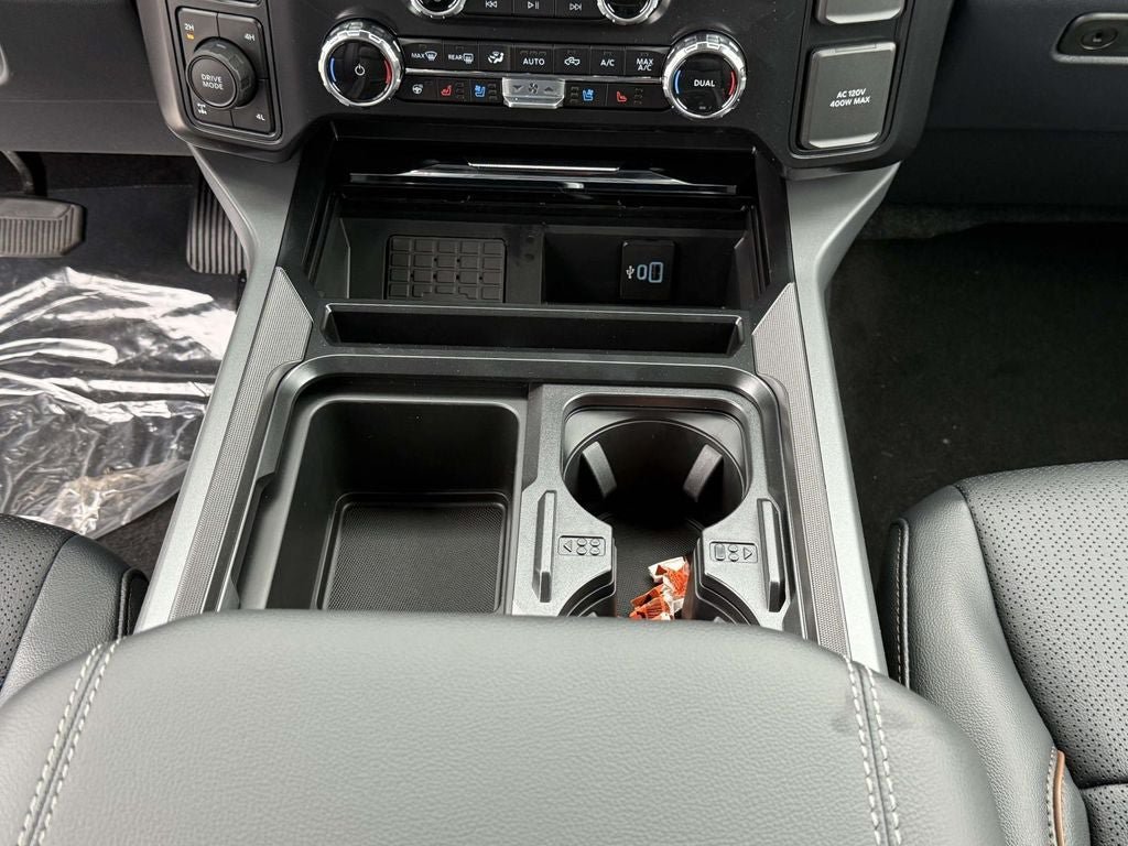 New 2026 Ford F250 Lariat w/ Black Appearance Package AWD/4WD image 17