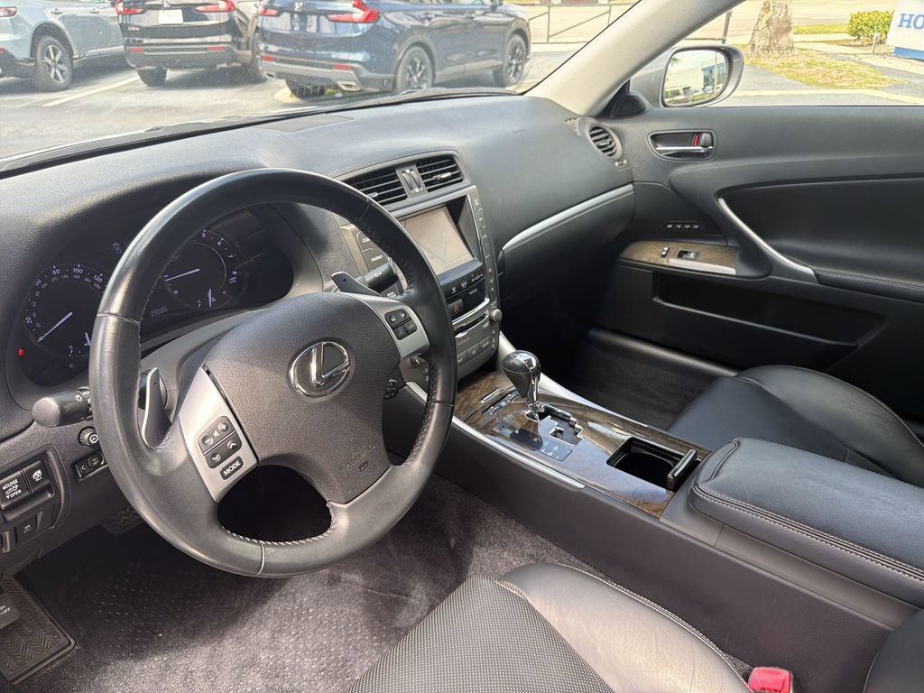 Used 2012 Lexus IS 350C w/ Luxury Pkg RWD image 20