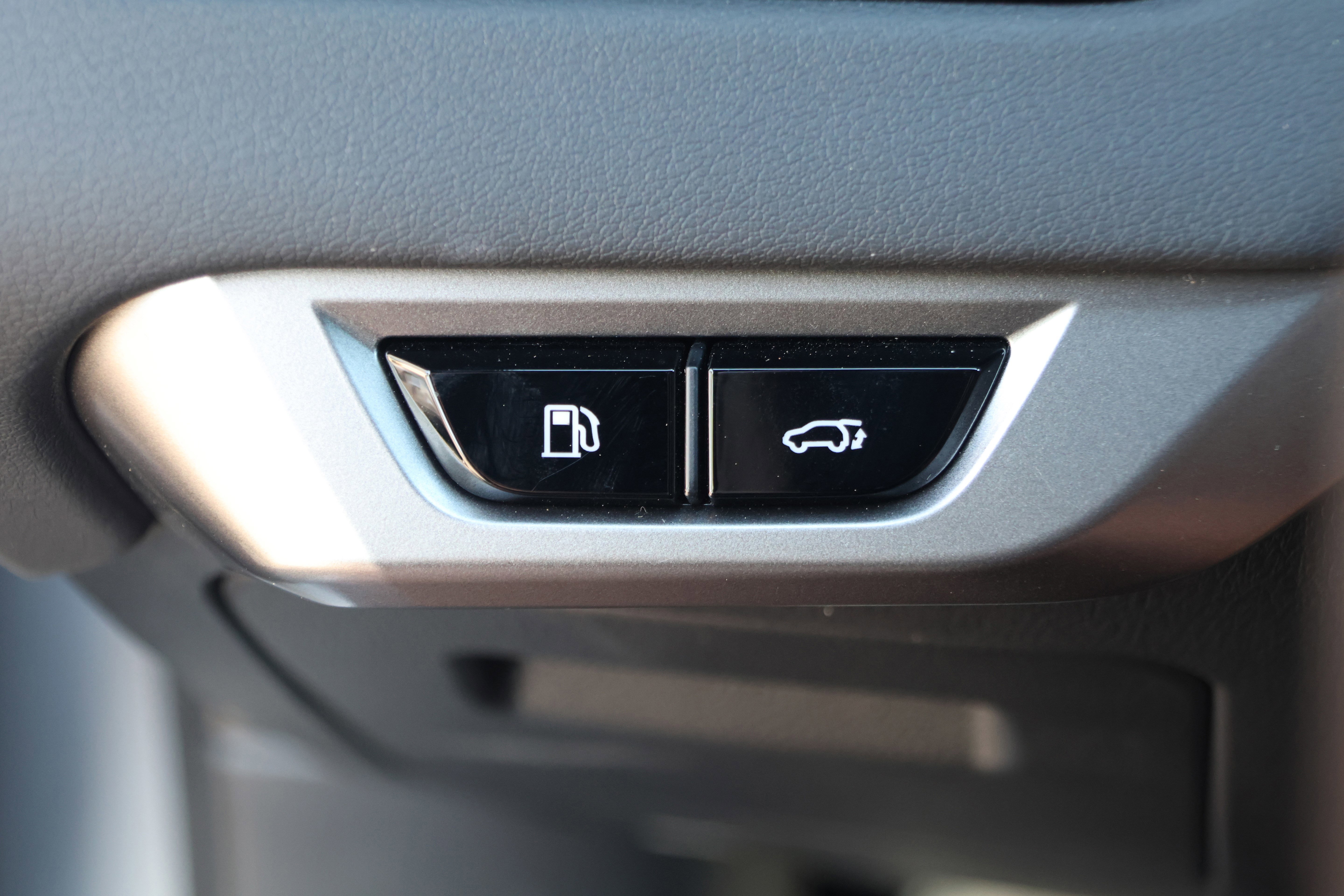 Certified 2025 Lexus RX 350 Premium w/ Accessory Package (Z1) FWD image 15