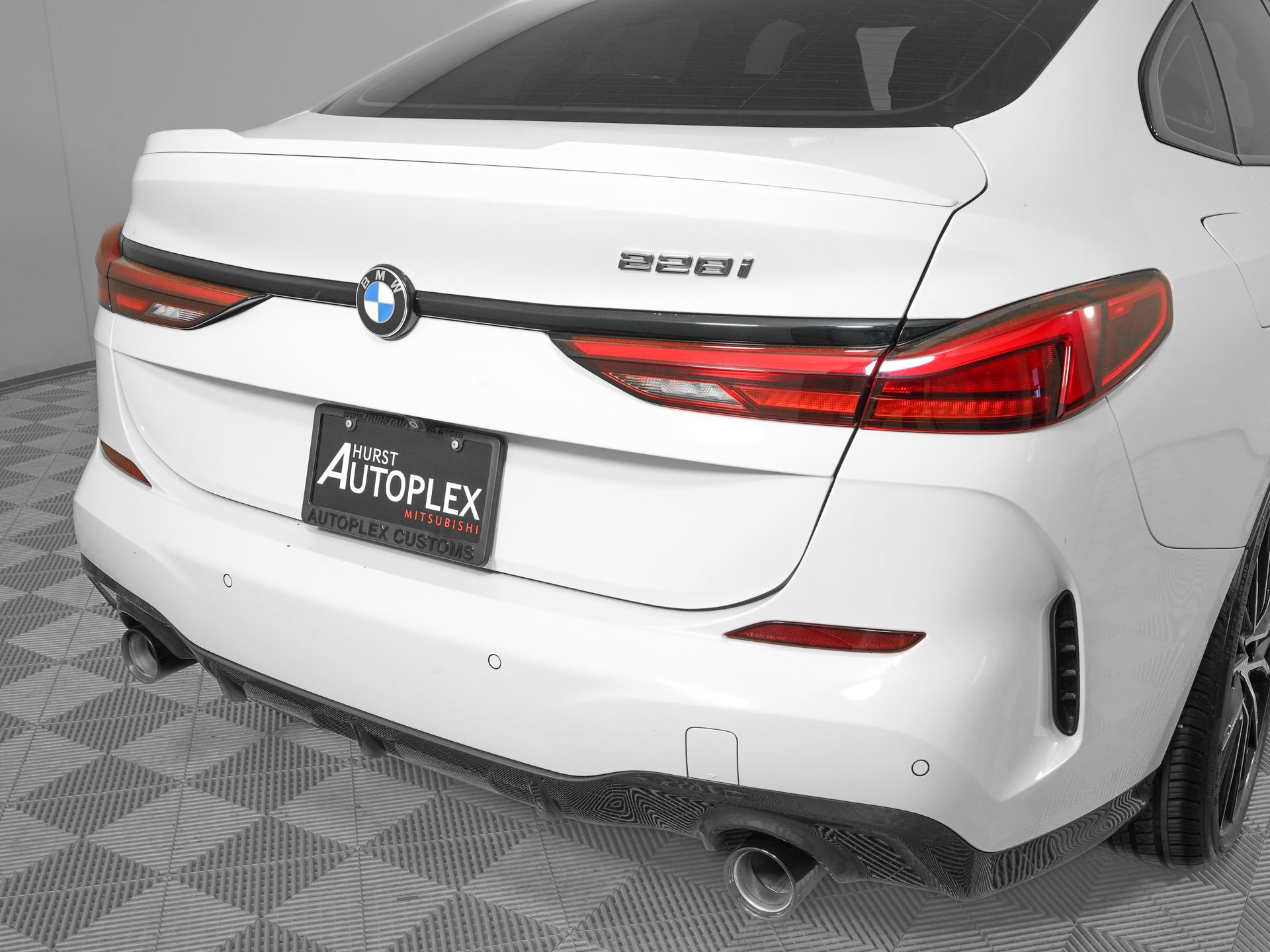 Used 2023 BMW 228i Gran Coupe w/ M Sport Package FWD image 32