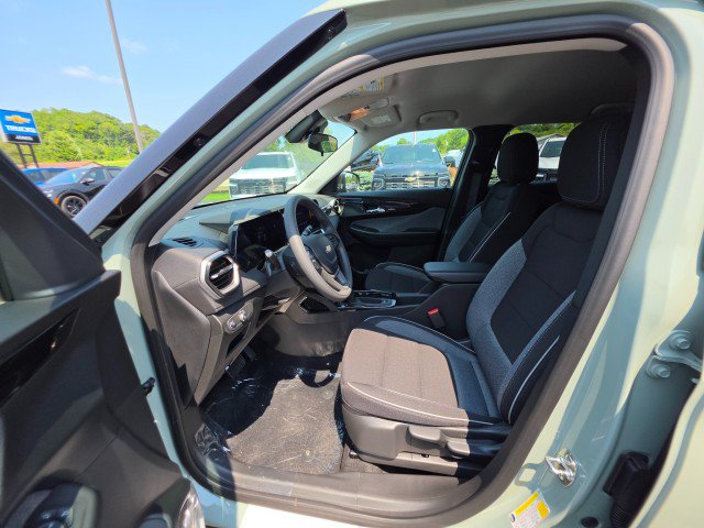 New 2026 Chevrolet TrailBlazer LS w/ LS Convenience Package AWD/4WD image 24