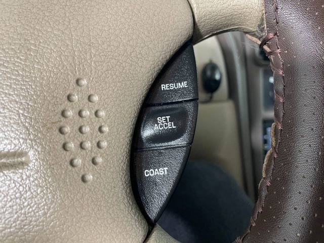 Used 2001 Ford Mustang Coupe image 10