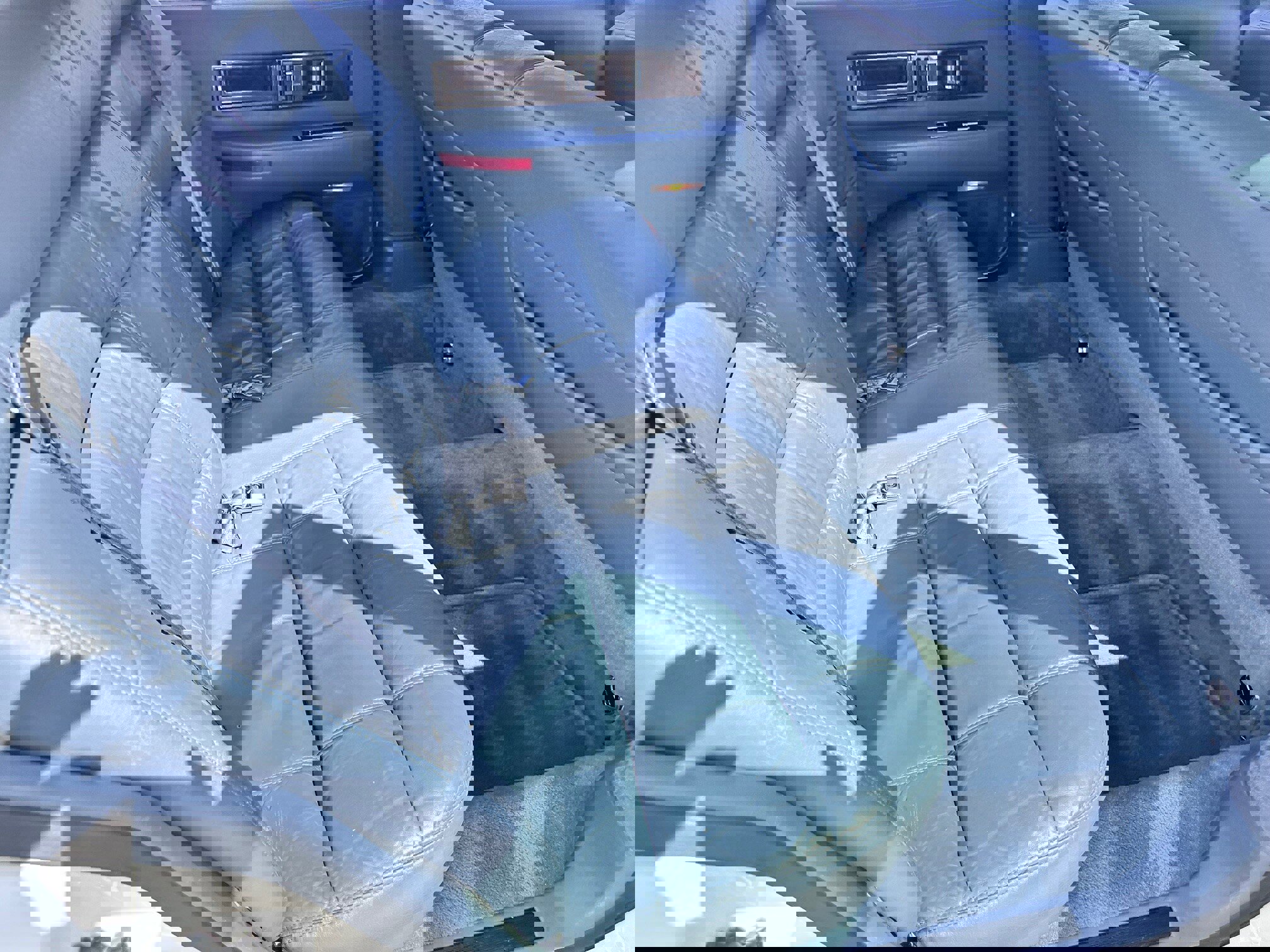 Used 1996 Cadillac Fleetwood Brougham image 9