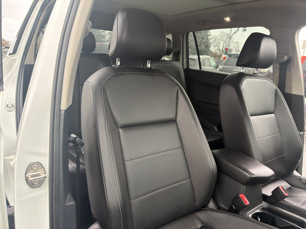 Used 2019 Volkswagen Tiguan SE w/ Panoramic Sunroof Package image 19