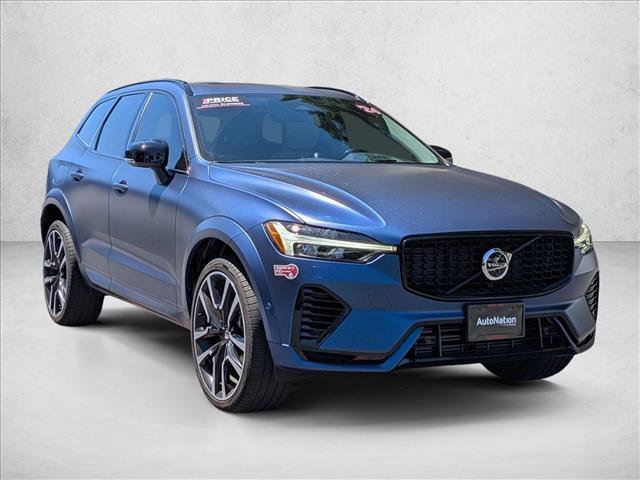 Used 2024 Volvo XC60 T8 Ultimate w/ Protection Package Premier AWD/4WD image 3