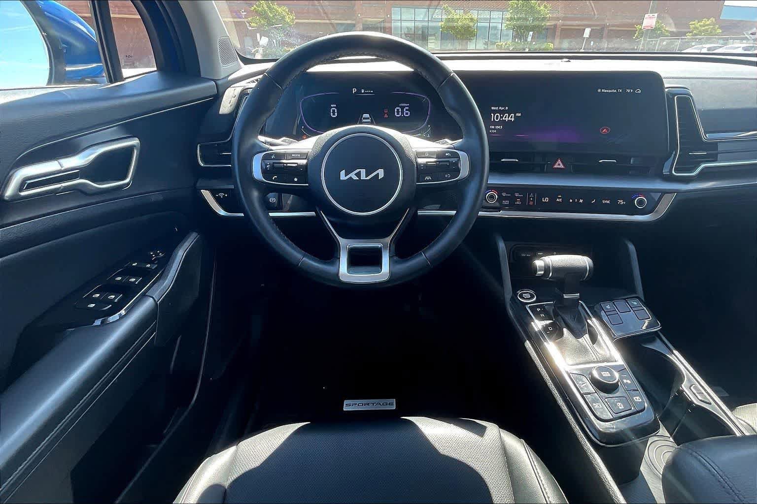 Certified 2025 Kia Sportage EX FWD image 14