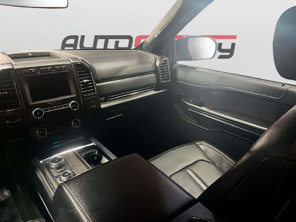 Used 2021 Ford Expedition Limited AWD/4WD image 25