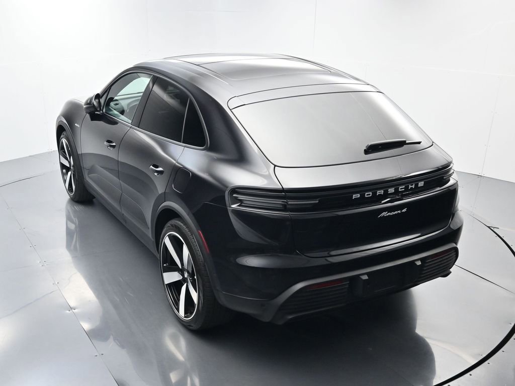 Certified 2024 Porsche Macan 4 Electric image 38