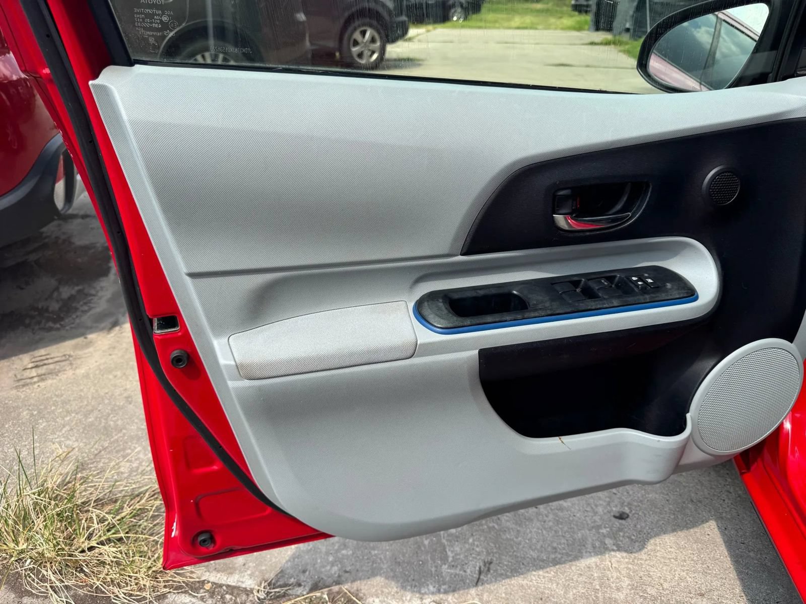 Used 2013 Toyota Prius C Three FWD image 15