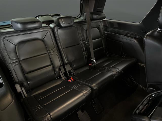 Used 2020 Lincoln Navigator Reserve w/ Equipment Group 208A Reserve image 38