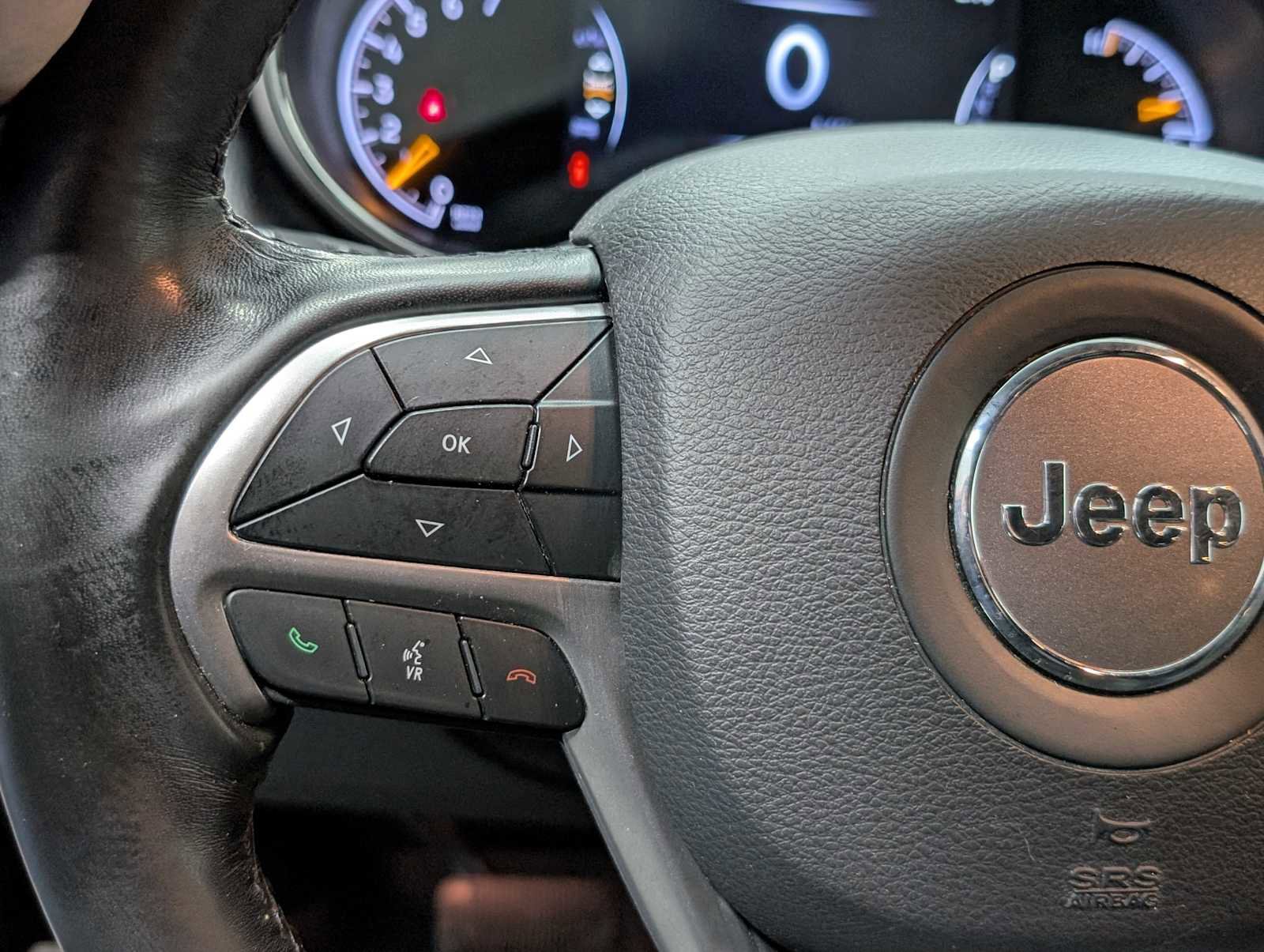 Used 2020 Jeep Grand Cherokee Laredo w/ Laredo X Package image 34