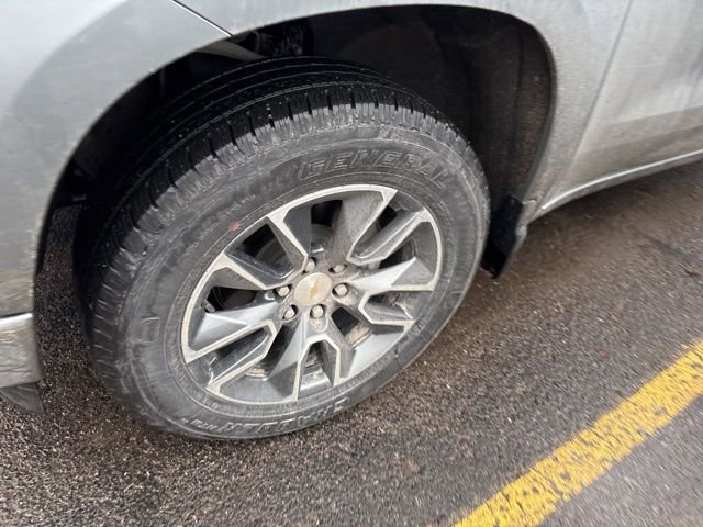 Used 2023 Chevrolet Silverado 1500 LT image 9