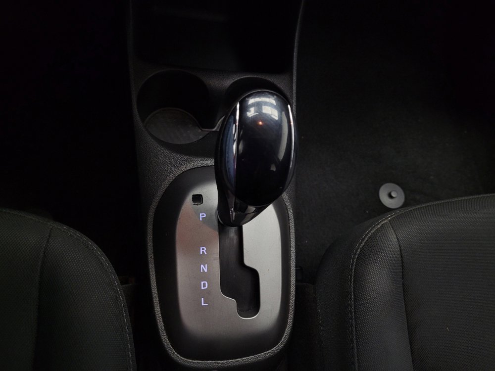 Used 2021 Chevrolet Spark LT FWD image 26