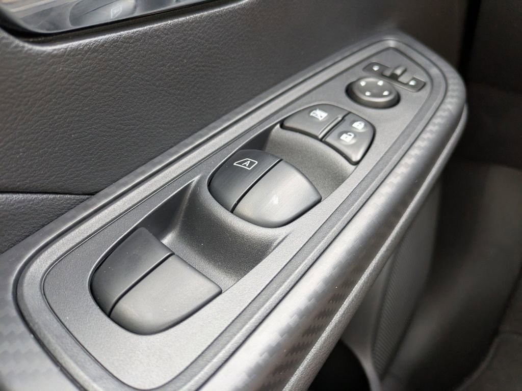 New 2025 Nissan Versa SV w/ Trunk Package image 20