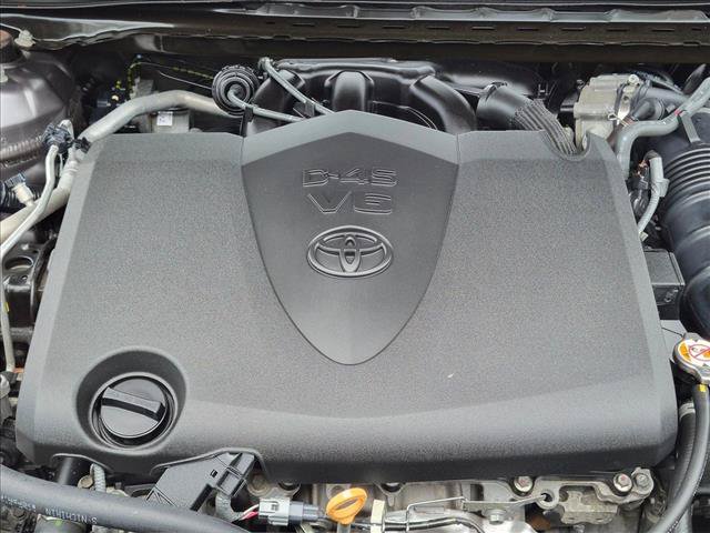 Used 2020 Toyota Camry XSE FWD image 22