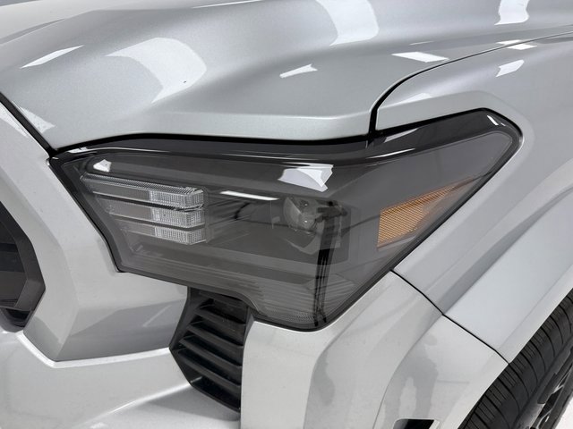 Used 2025 Toyota Tacoma SR5 image 6