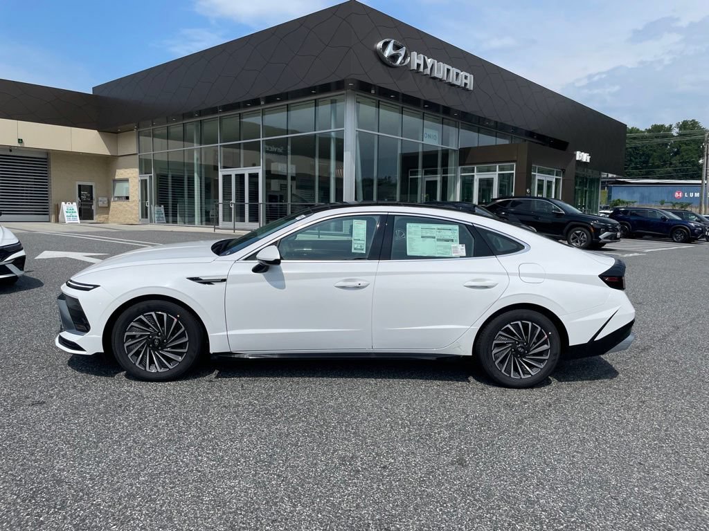 New 2026 Hyundai Sonata SEL FWD image 4