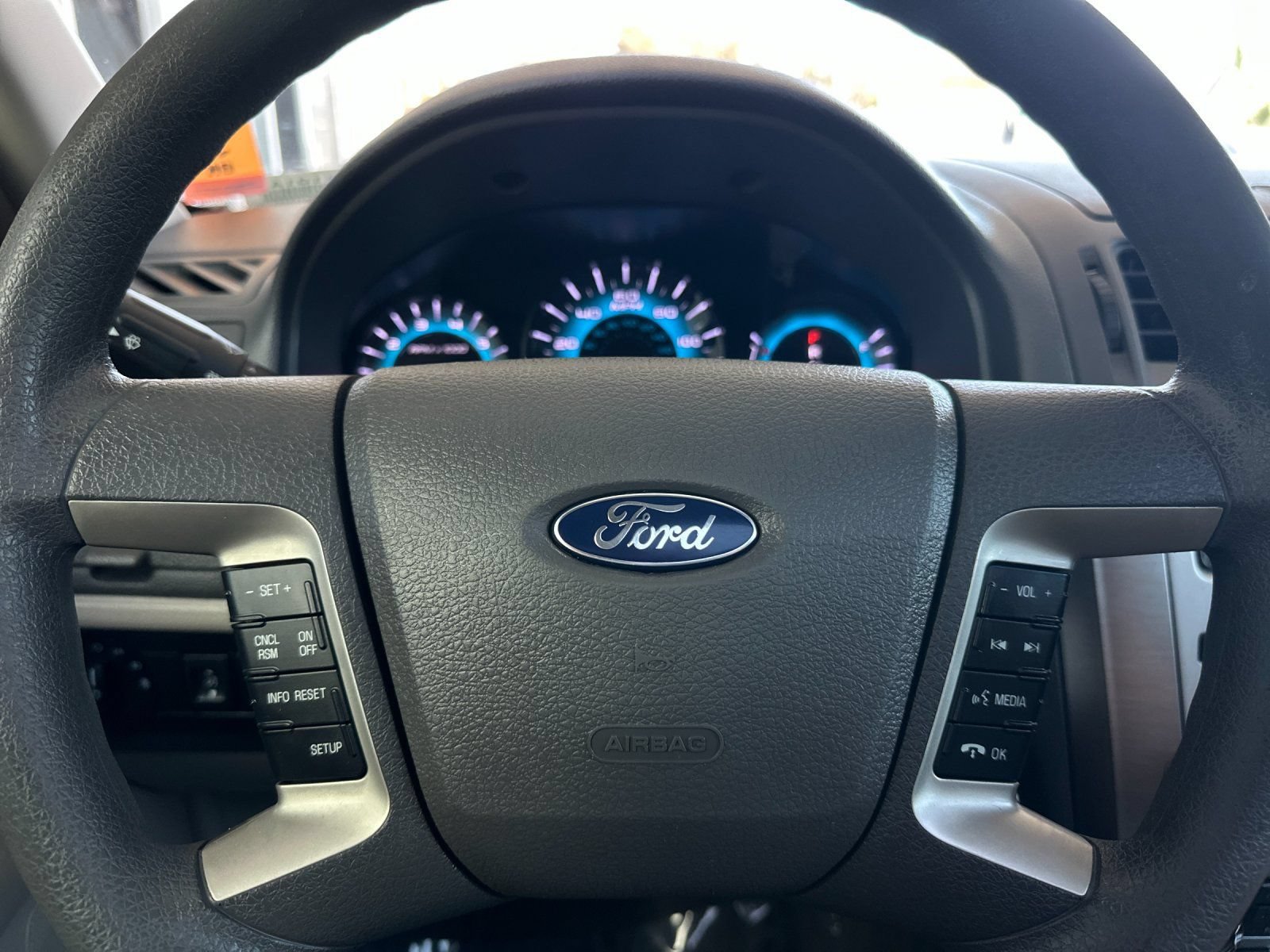 Used 2012 Ford Fusion SE FWD image 19