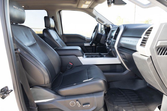 Used 2019 Ford F250 Lariat w/ Lariat Ultimate Package image 34