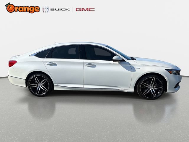 Used 2022 Honda Accord Touring image 2