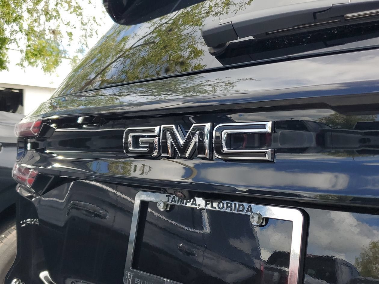 New 2026 GMC Acadia Elevation w/ Black Edition FWD image 7