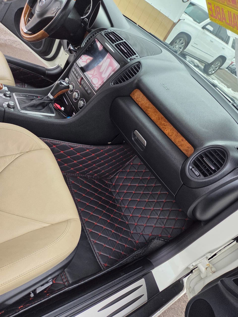 Used 2009 Mercedes-Benz SLK 300 SLK 300 2dr Convertible image 18