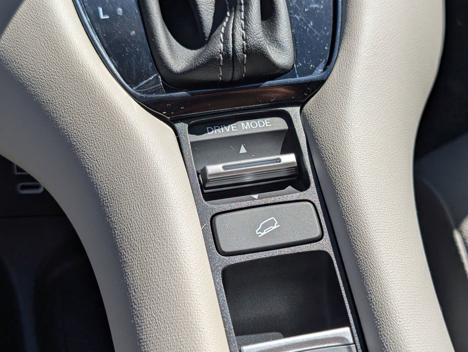 New 2026 Honda HR-V LX image 23