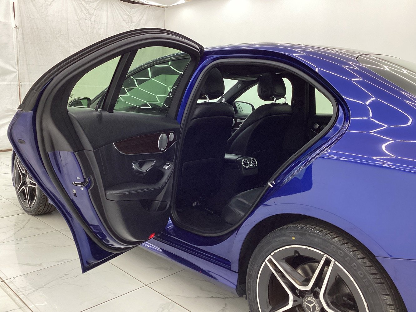 Used 2020 Mercedes-Benz C 300 4MATIC Sedan image 23