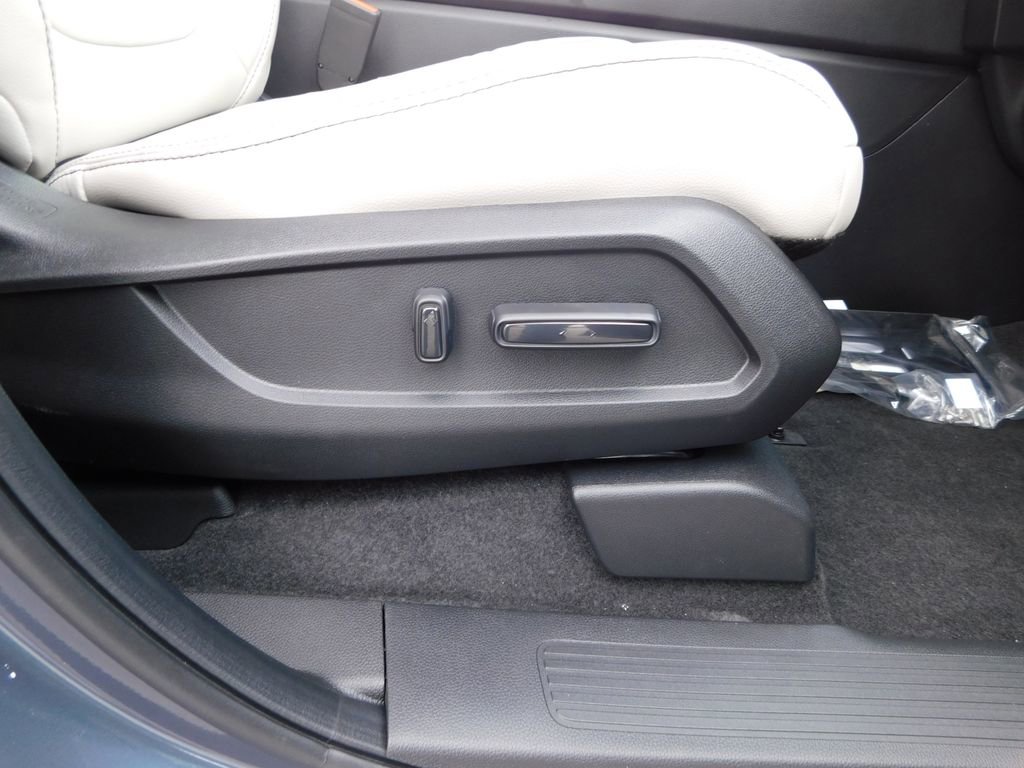 New 2026 Honda Pilot Touring image 19