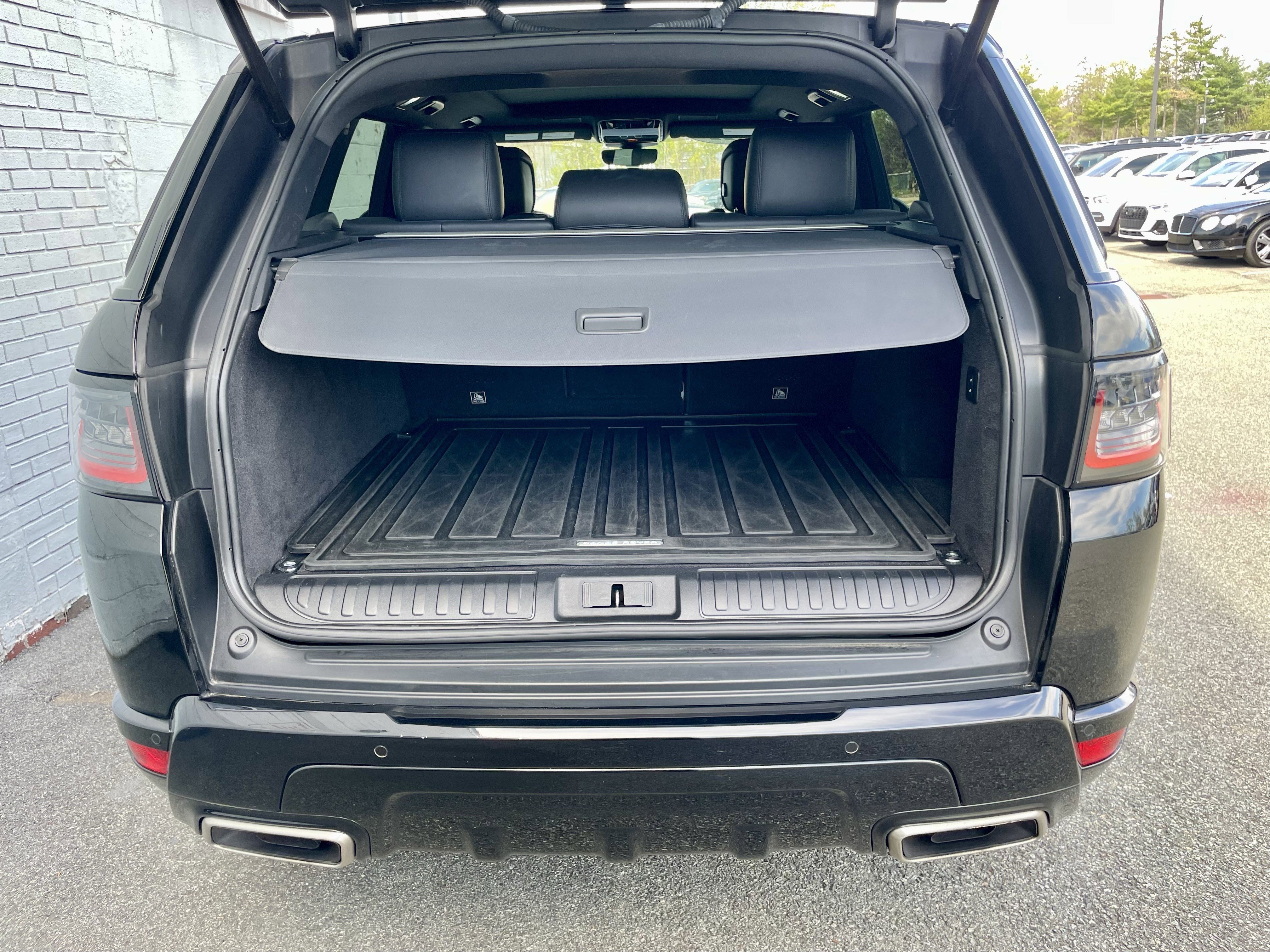 Used 2022 Land Rover Range Rover Sport HST image 36