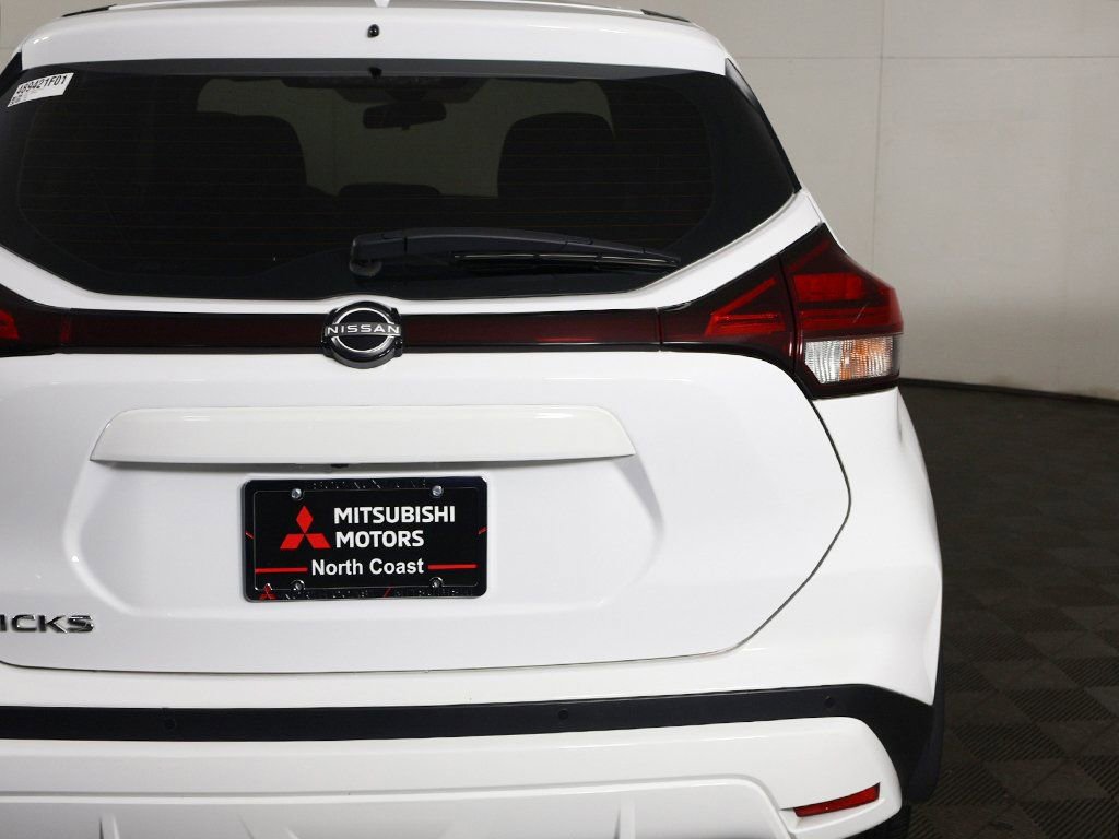 Used 2023 Nissan Kicks S image 13