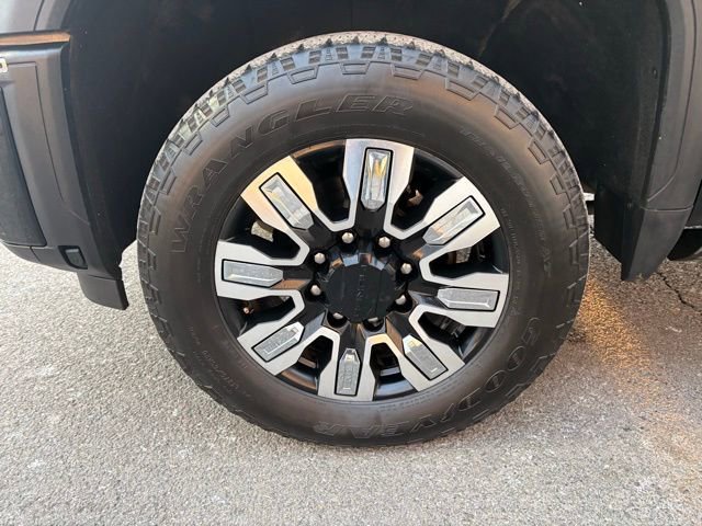 Used 2024 GMC Sierra 2500 Denali w/ Denali Reserve Package image 13