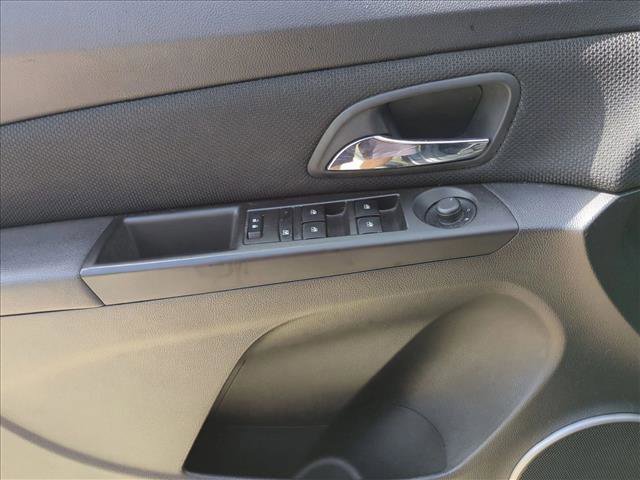 Used 2015 Chevrolet Cruze LTZ w/ Sun, Sound and Sport Package FWD image 11