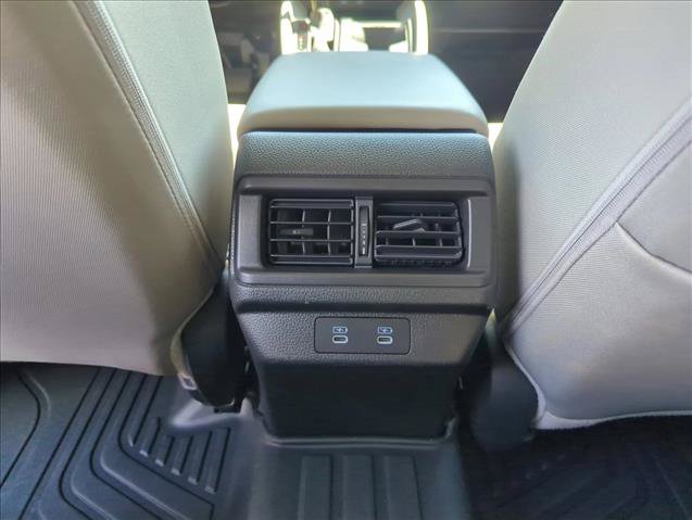 Certified 2025 Honda Accord LX image 19