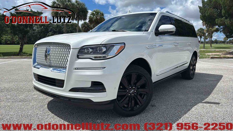 Used 2024 Lincoln Navigator L Reserve AWD/4WD image 1