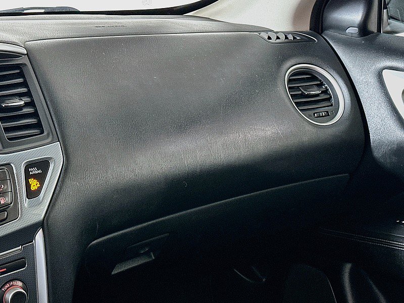 Used 2020 Nissan Pathfinder SL FWD image 23