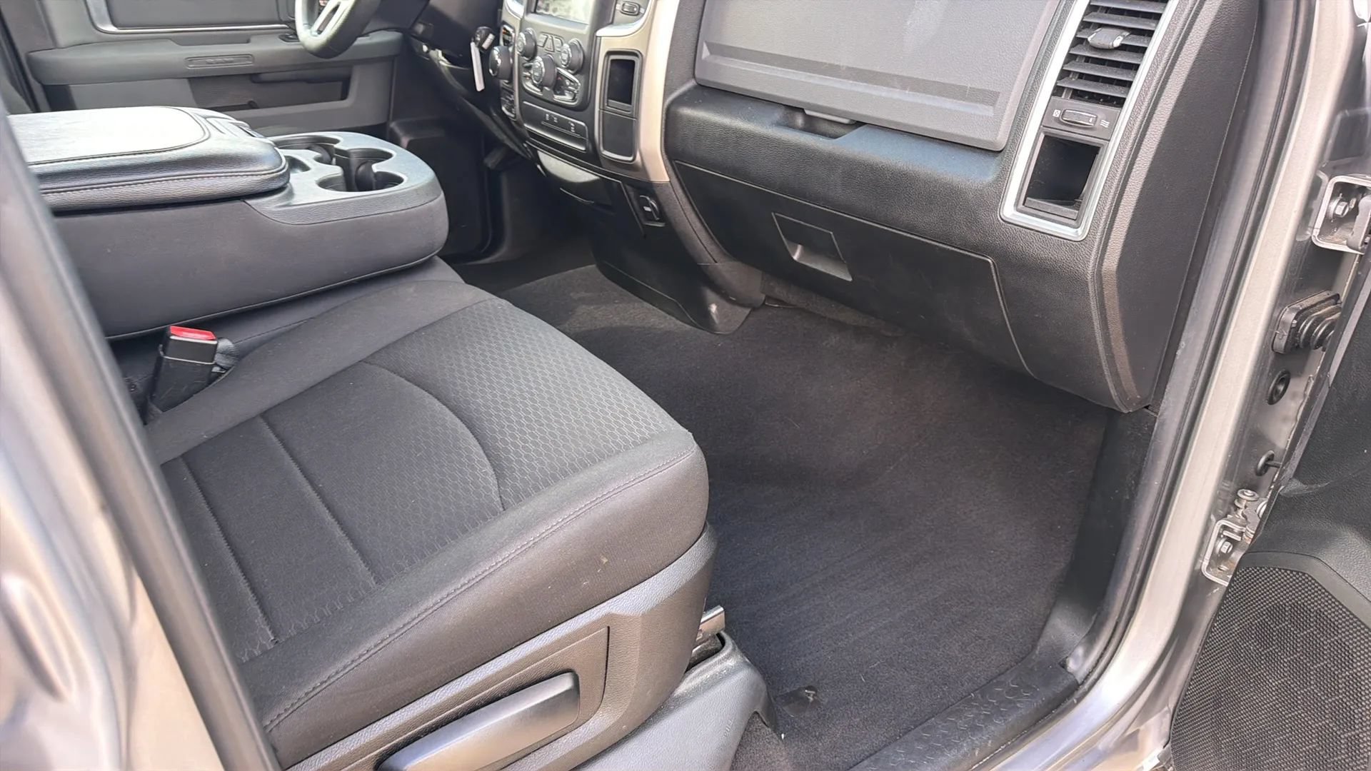 Used 2019 RAM 1500 Classic Warlock w/ Electronics Group AWD/4WD image 72