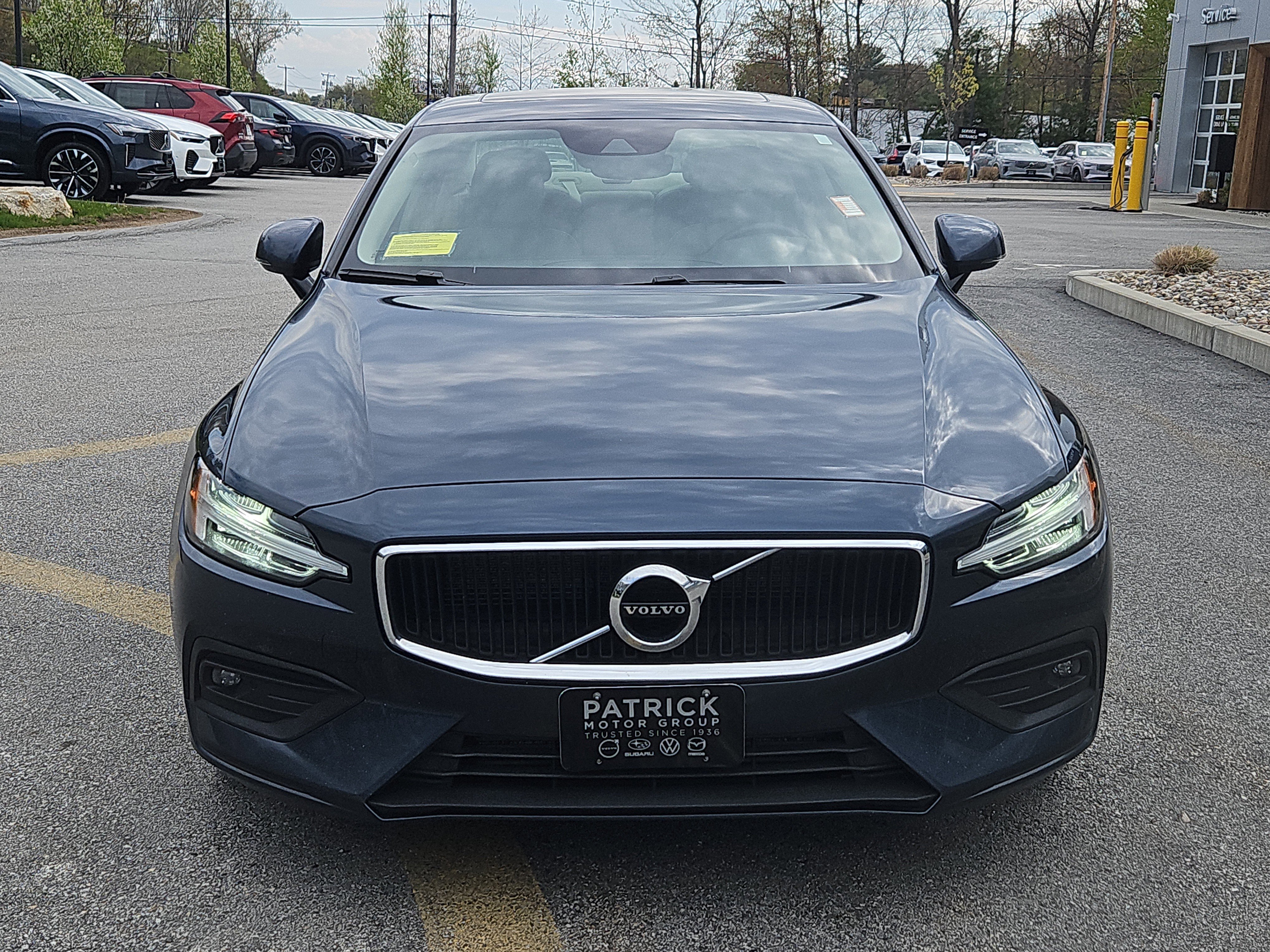 Used 2021 Volvo S60 T5 Momentum w/ Premium Package FWD image 23