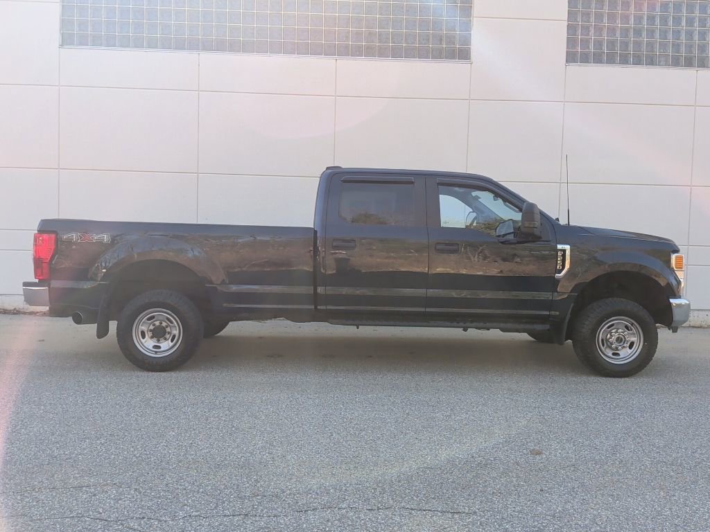 Used 2022 Ford F250 XL w/ Power Equipment Group image 5